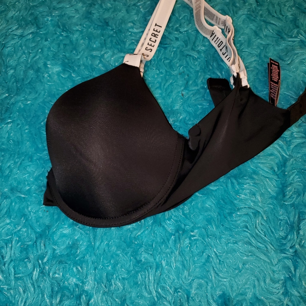 Victoria's Secret Convertible Bra